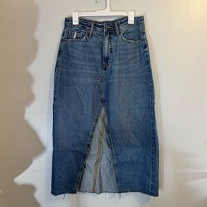 Old Navy Classic Blue Denim Skirt
